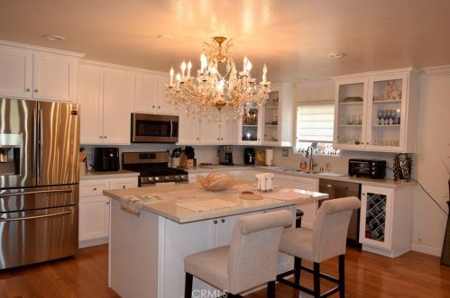 11803 Casimir Ave, Hawthorne CA  90250-1994 exterior