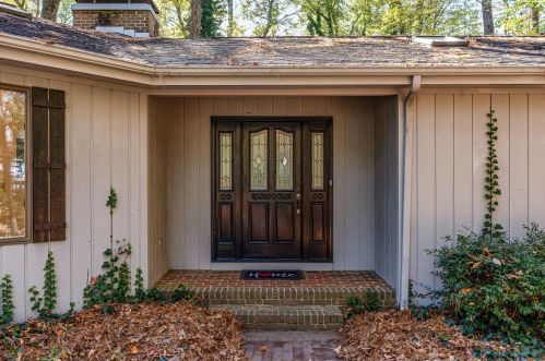 513 Argyll Dr, Sanford, NC 27332-7432