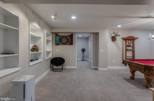 5800 Serengeti Ct, Haymarket VA  20169-3200 exterior