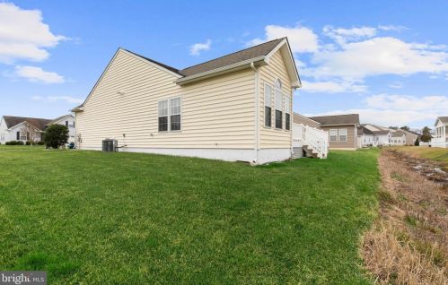 37903 Bayview Cir, Selbyville DE  19975-2872 exterior