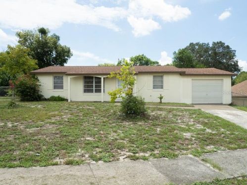 2891 Canal Rd, Deltona FL  32738-3452 exterior
