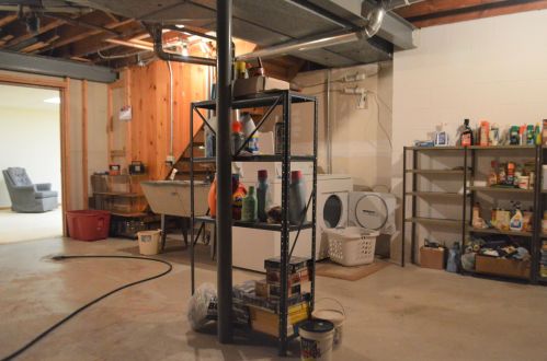 8029 18 Ave, Kenosha WI 53143-1631 exterior