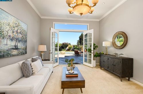 316 Barrett Cir, Danville, CA 94526-5304