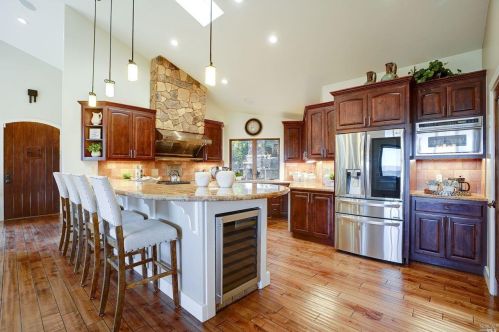 2387 Los Olivos Rd, Santa Rosa CA 95404-2015 exterior