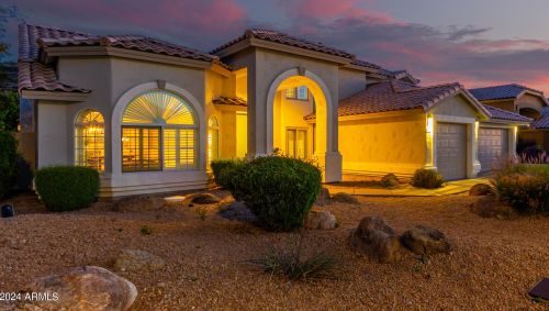 5717 Soft Wind Dr, Glendale AZ  85310-3643 exterior