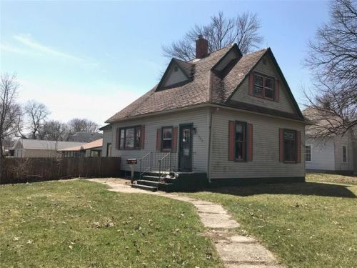 529 Washington St, Genoa Bluff IA  52301-1828 exterior
