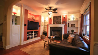 9 Burr Pl, Union City, NJ 07086-7018
