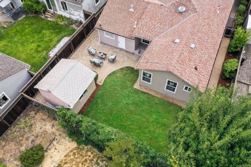 1009 Marsh Rd, Redwood City CA  94063-4431 exterior