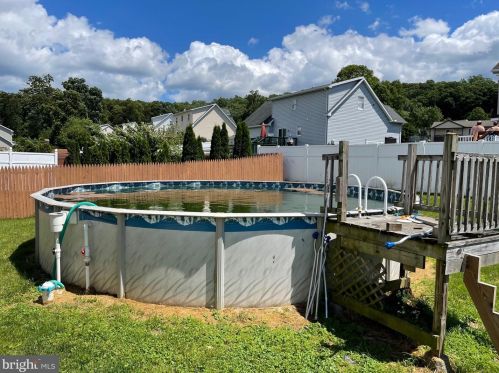 228 Callery Dr, Blandon, PA 19510-9521