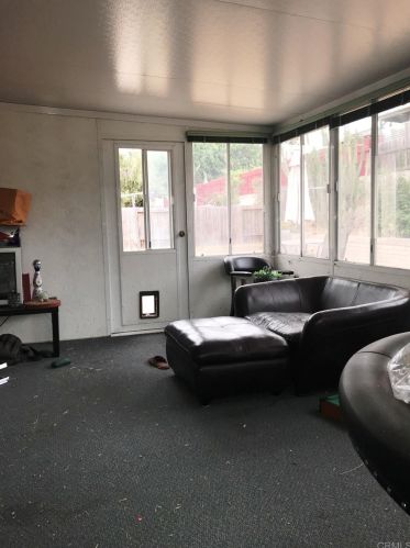 4265 Lochlomond St, San Diego CA 92111-3628 exterior