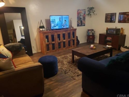 618 11th Ave, Escondido CA  92025-4720 exterior