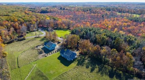 131 Buell Rd, Litchfield, CT 06759-3009