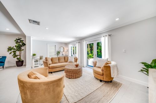 510 Gardenia Ter, Delray Beach FL  33444-1715 exterior