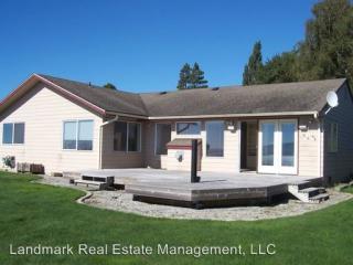 621 Marine Dr, Bellingham WA  98225-1528 exterior