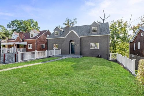 8078 Aber Rd, Verona, PA 15147-1602
