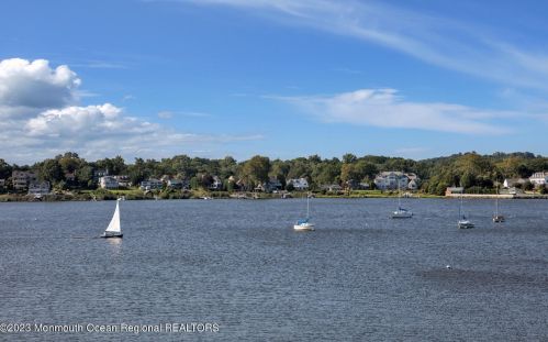 23 Wallace St, Tinton Falls NJ  07701-6616 exterior