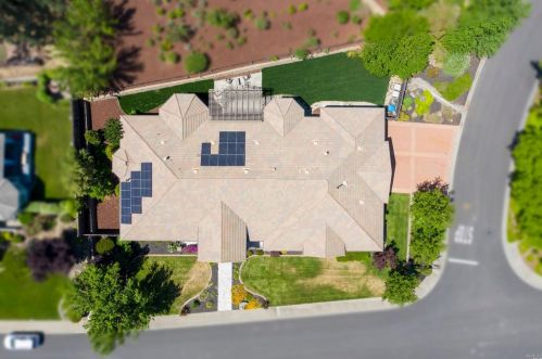 6070 Vine St, Vacaville CA  95688-8724 exterior