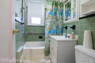 1009 116th St, Flushing NY  11356-1538 exterior