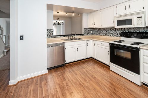 6445 Glendale Ct, Florence KY  41042-1169 exterior