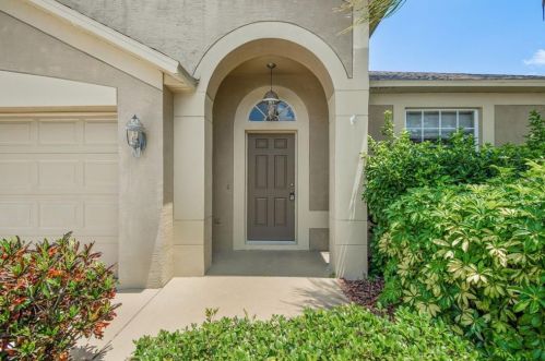 1816 Loch Haven Ct, New Port Richey, FL 34655-5036