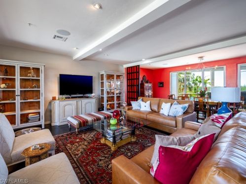 5721 Sanibel Captiva Rd, Sanibel FL  33957-2309 exterior