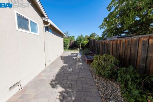 4796 Corwin Ct, Pleasanton CA  94588-3804 exterior