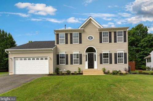 106 Basalt Dr, Fredericksburg, VA 22406-7228