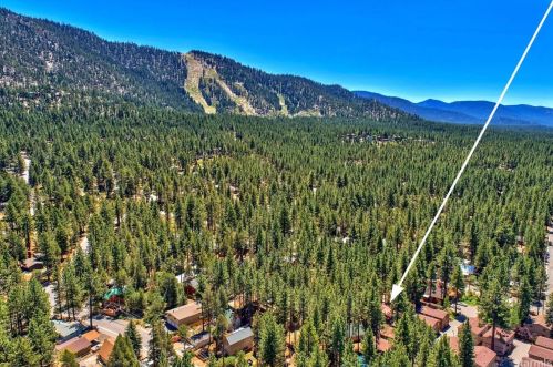 1032 Cellador Rd, South Lake Tahoe CA  96150-8828 exterior