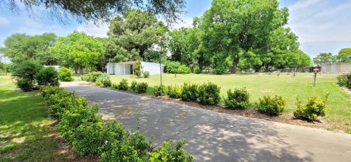 1106 Magnolia Rd, Athens, TX 75751-5368