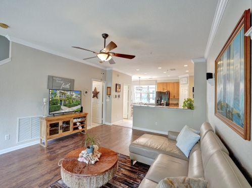 170 Greenwich Cir, Jupiter, FL 33458-2878