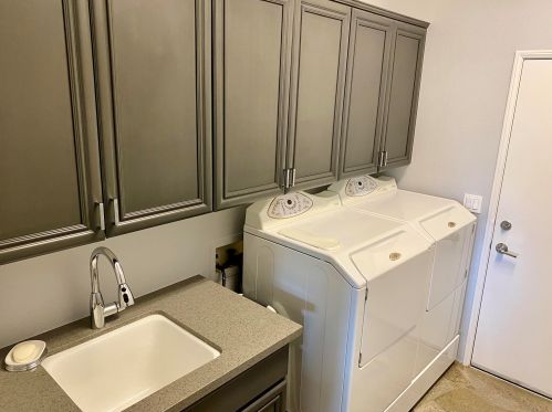 88 Kavenish Dr, Rancho Mirage CA  92270-3247 exterior