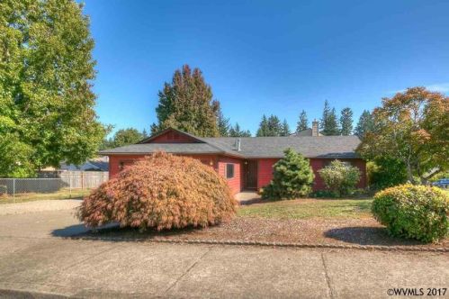 5256 Lone Fir Ave, Salem, OR 97306-1070