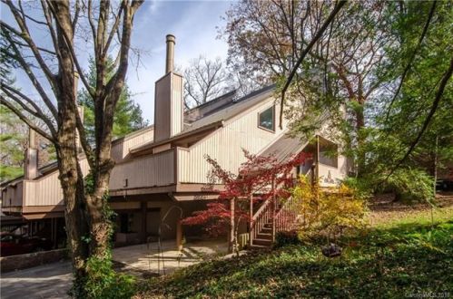 20 Maple Ridge Ln, Asheville, NC 28806-2905