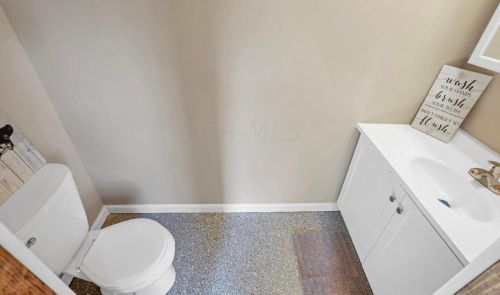 18602 Laurel St, Laurelville OH  exterior