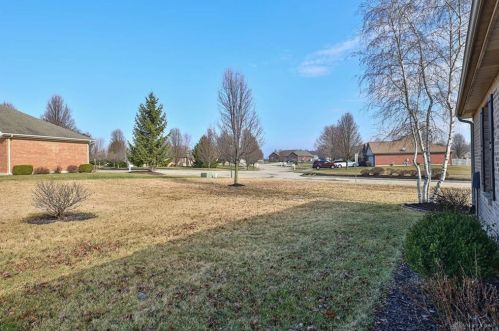 3704 Red Fox Run, Franklin OH  45005-9734 exterior