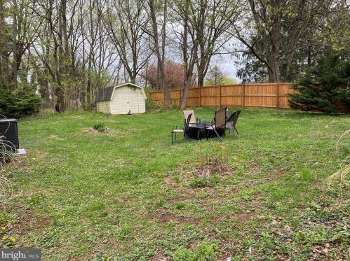 162 Meadowlark Ln, Shepherdstown WV  25443-4515 exterior
