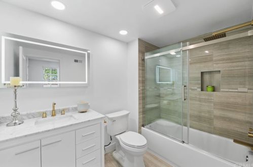 24215 Park Granada, Calabasas CA  91302-2530 exterior