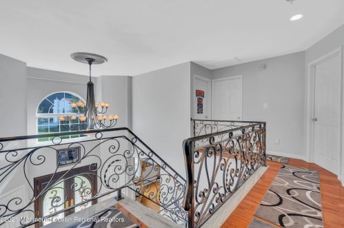 142 Serpentine Dr, Morganville NJ  07751-1400 exterior