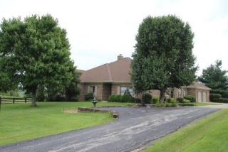966 Frankfort Rd, Lawrenceburg, KY 40342-9409