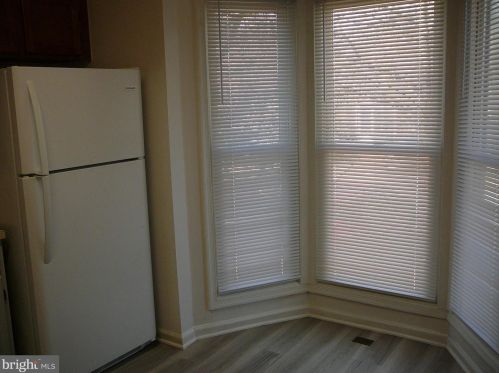 302 Harrogate Rd, Fredericksburg VA  22406-1105 exterior