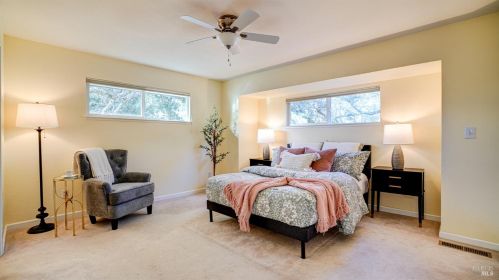 6455 Meadowridge Dr, Santa Rosa CA  95409-5848 exterior