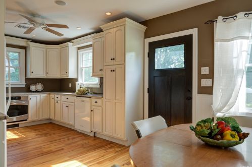 312 5th St, Elwood NY  11731-2815 exterior