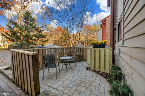 1912 Winterport Cluster, Herndon, VA 20191-3648