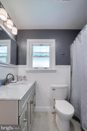 2515 Chestnut Ridge Dr, Lancaster PA  17601-1936 exterior