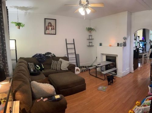 318 Ridge Ave, New Kensington, PA 15068-5435
