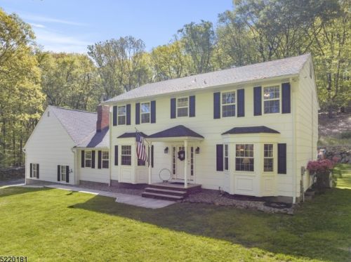 303 Polktown Rd, Glen Gardner, NJ 08826-3819