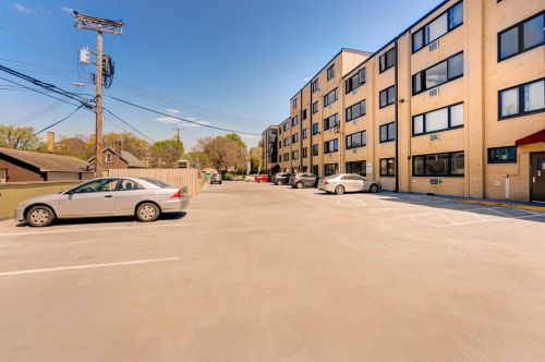 2500 Blaisdell Ave, Minneapolis MN 55404-4258 exterior