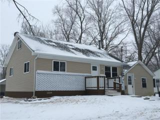 8120 Mill Rd, Troy, OH 45373-9669