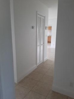 200 57th Ave, Hollywood FL  33023-1419 exterior