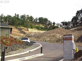 2546 Troost St, Roseburg, OR 97471-7728